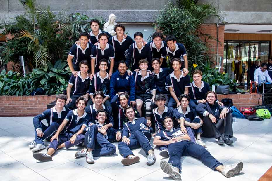 Ir a la Siguiente Foto