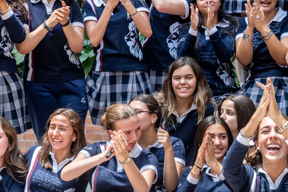 Ir a la Siguiente Foto