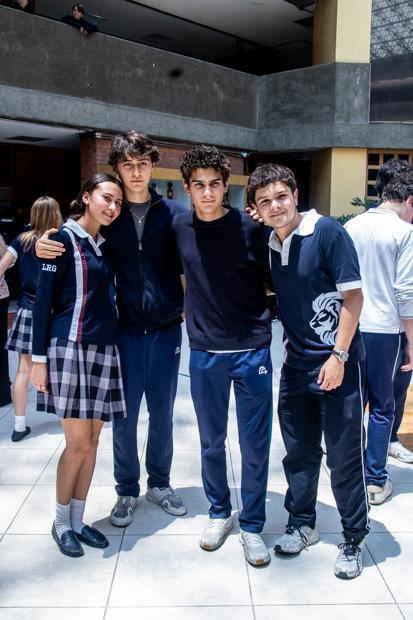 Ir a la Siguiente Foto