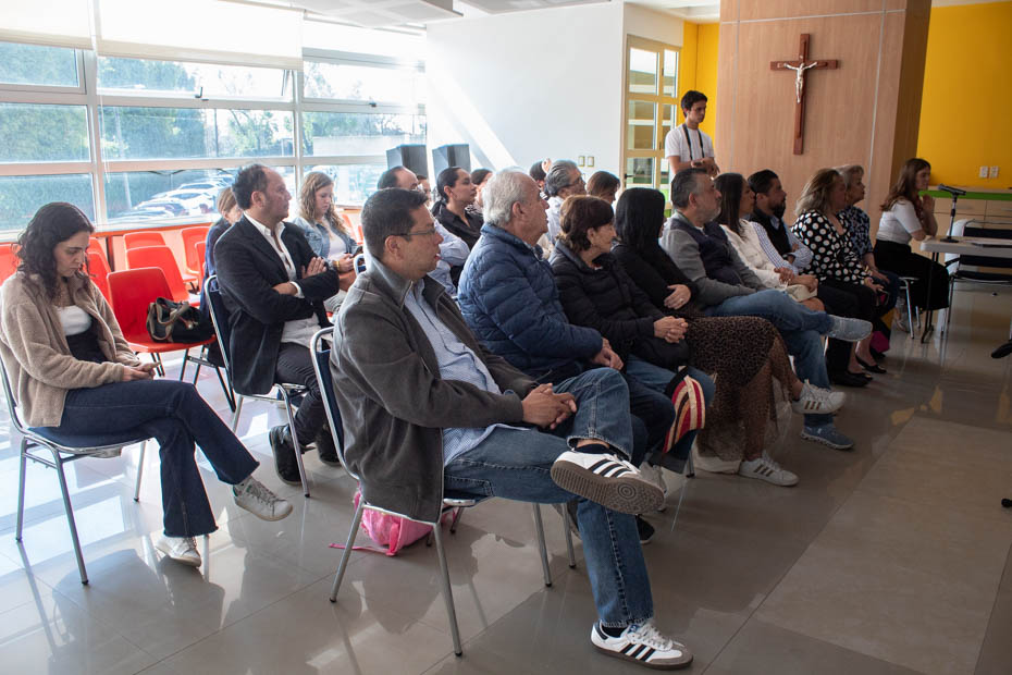 Ir a la Siguiente Foto