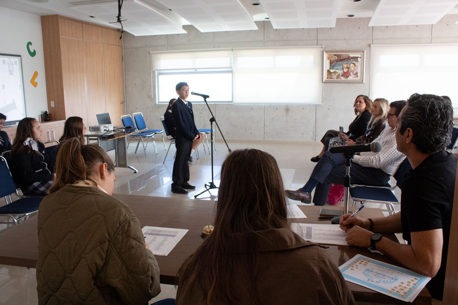 Ir a la Siguiente Foto