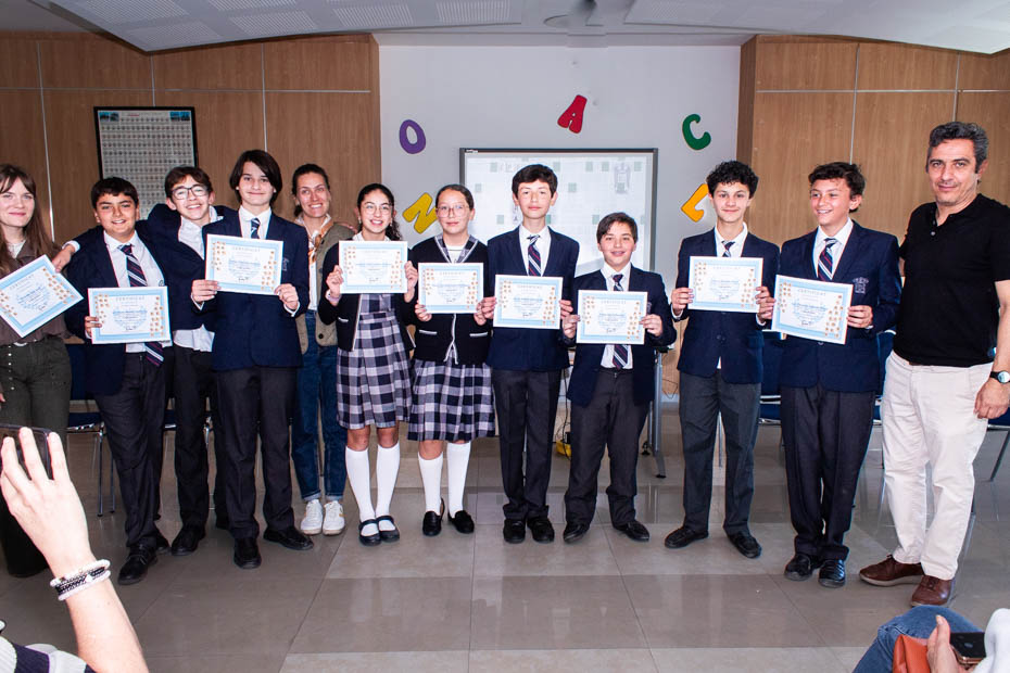 Ir a la Siguiente Foto