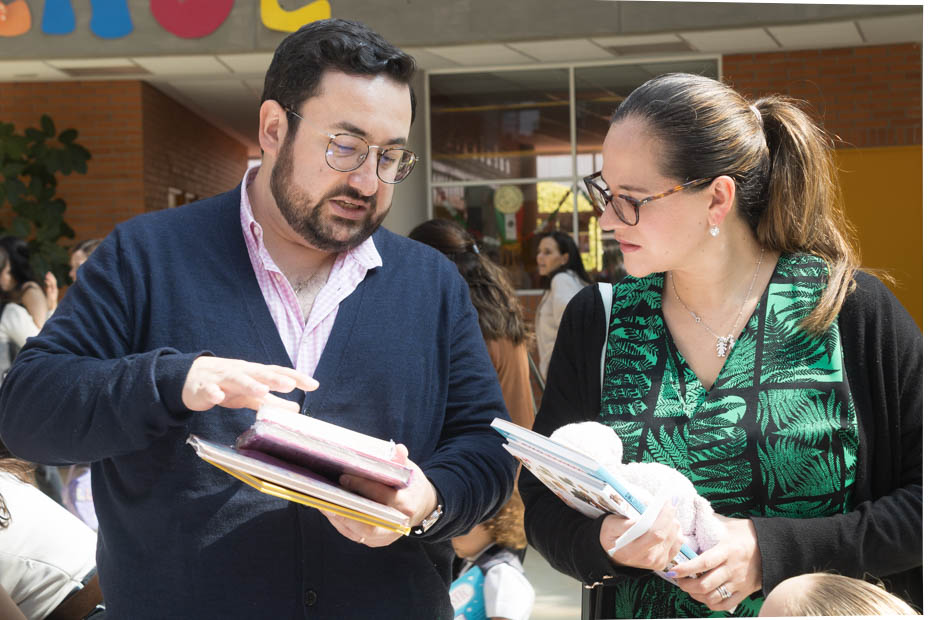 Ir a la Siguiente Foto