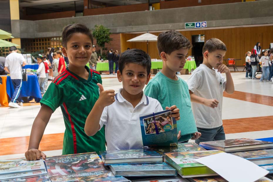 Ir a la Siguiente Foto