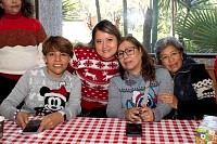 20122025fin_nanas202517.jpg