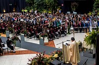 12062026grad_6tobach2026_625.jpg