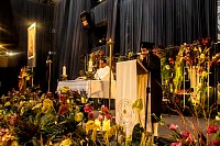 12062026grad_6tobach2026_975.jpg