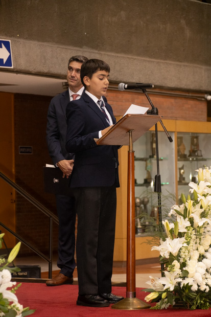 Ir a la Siguiente Foto
