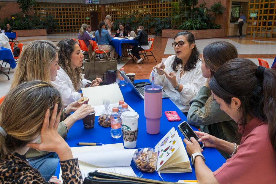 Ir a la Siguiente Foto