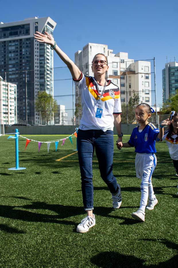 Ir a la Siguiente Foto