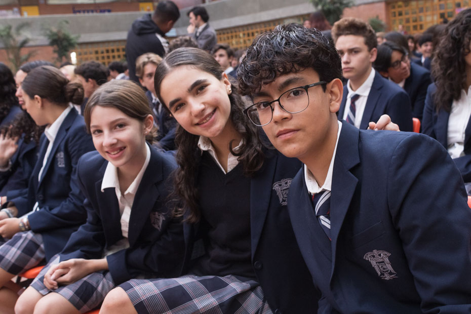 Ir a la Siguiente Foto