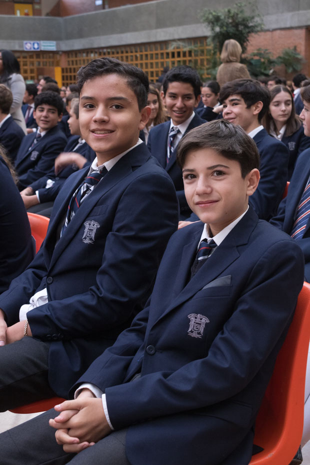 Ir a la Siguiente Foto