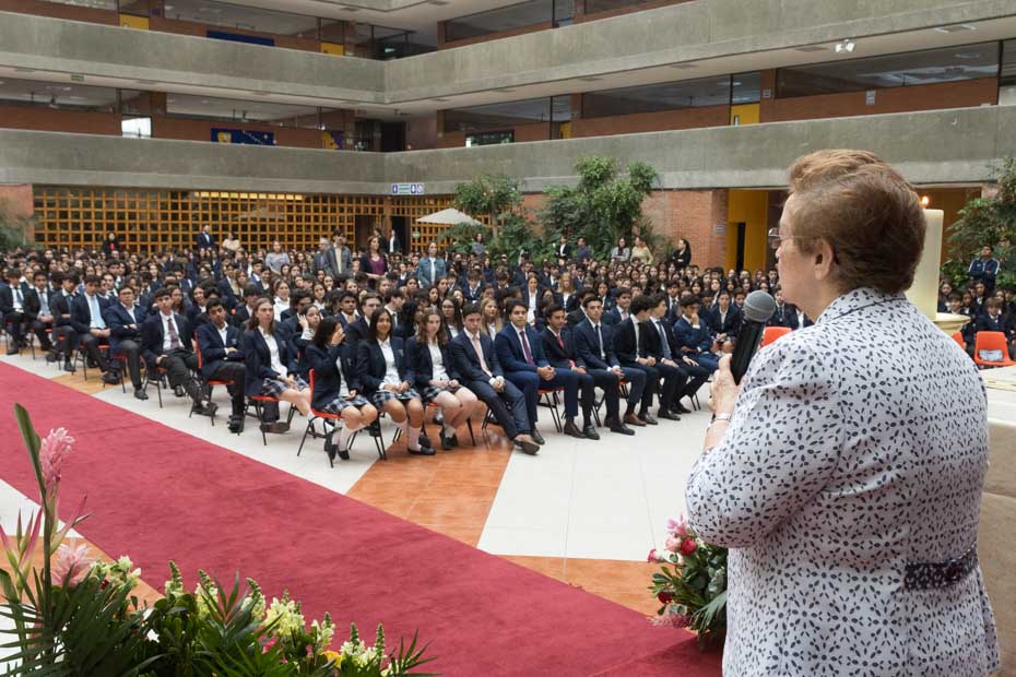 Ir a la Siguiente Foto