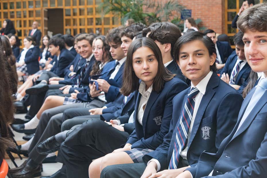 Ir a la Siguiente Foto