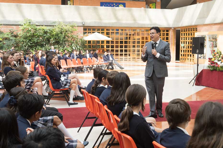 Ir a la Siguiente Foto