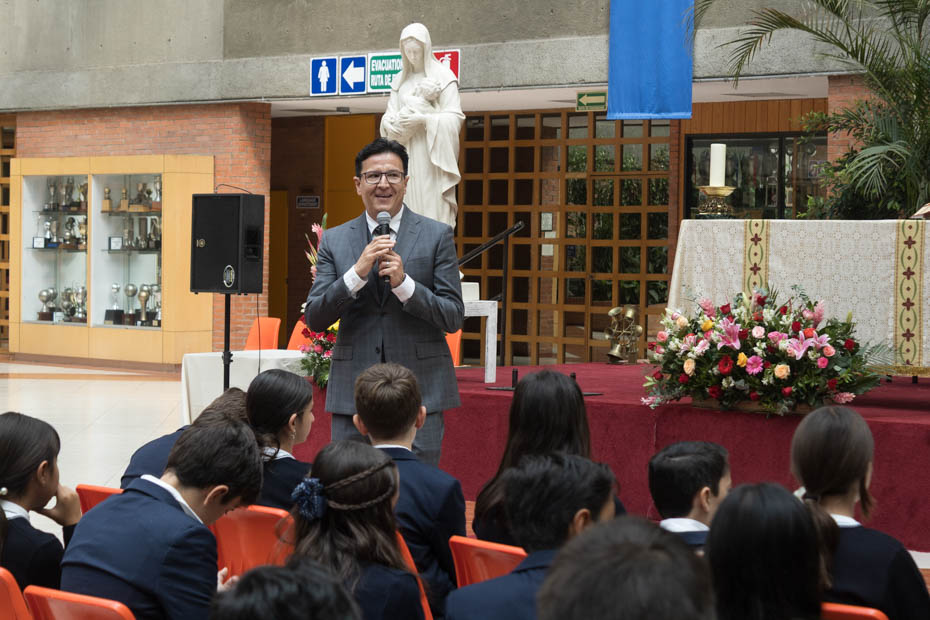 Ir a la Siguiente Foto