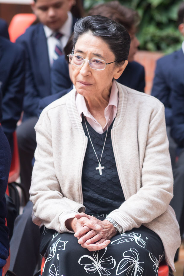 Ir a la Siguiente Foto