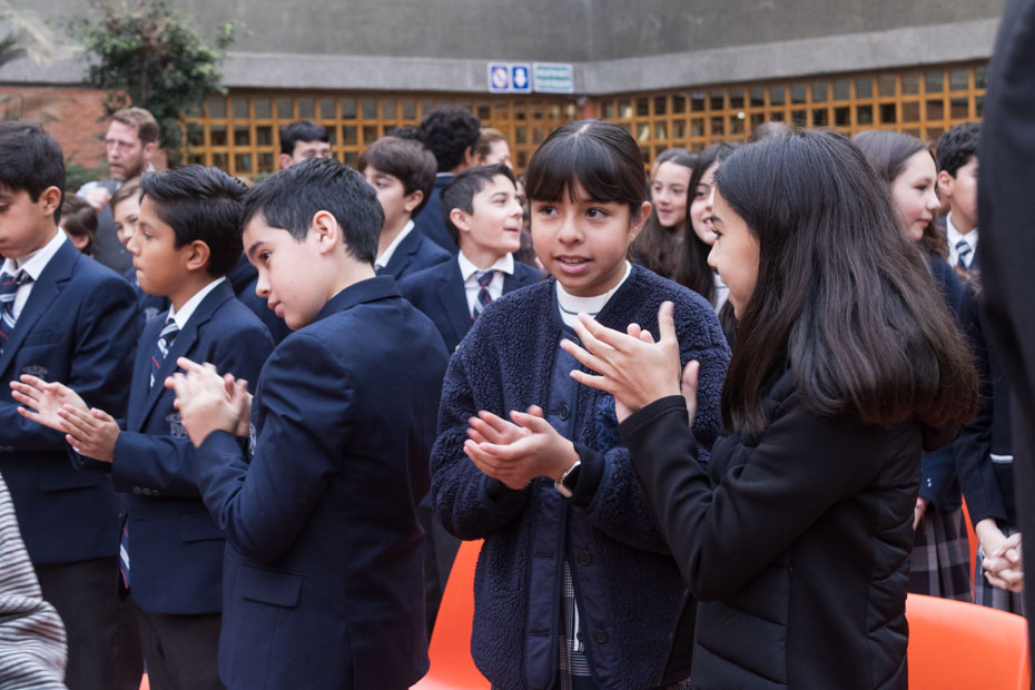 Ir a la Siguiente Foto