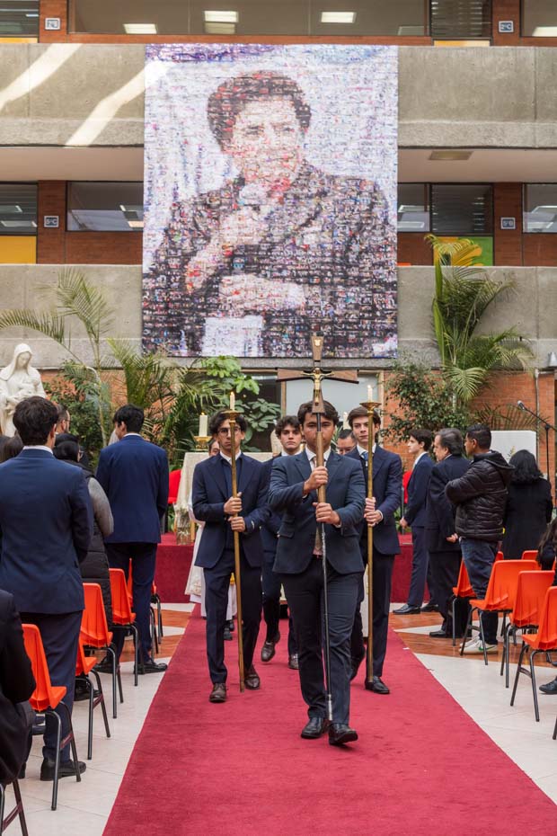 Ir a la Siguiente Foto