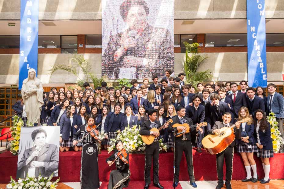 Ir a la Siguiente Foto