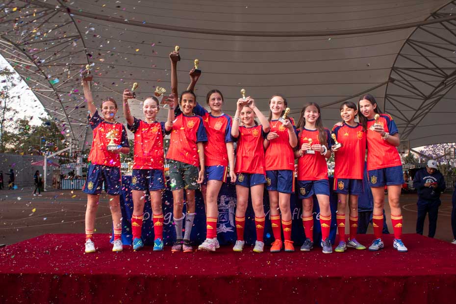 Ir a la Siguiente Foto