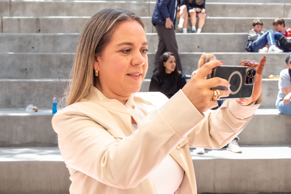 Ir a la Siguiente Foto