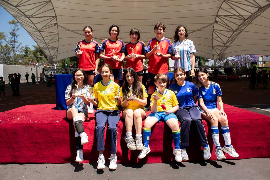 Ir a la Siguiente Foto