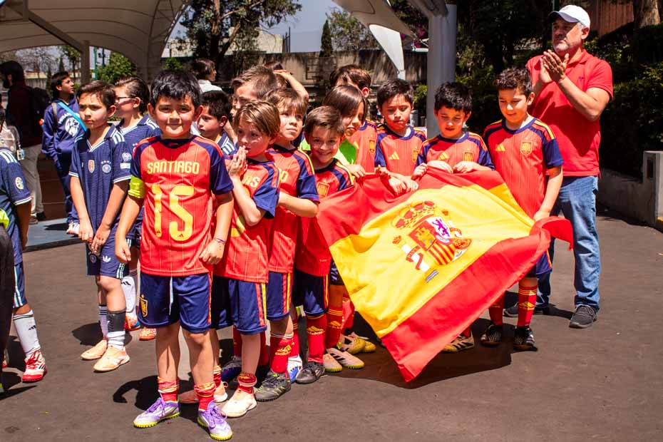 Ir a la Siguiente Foto