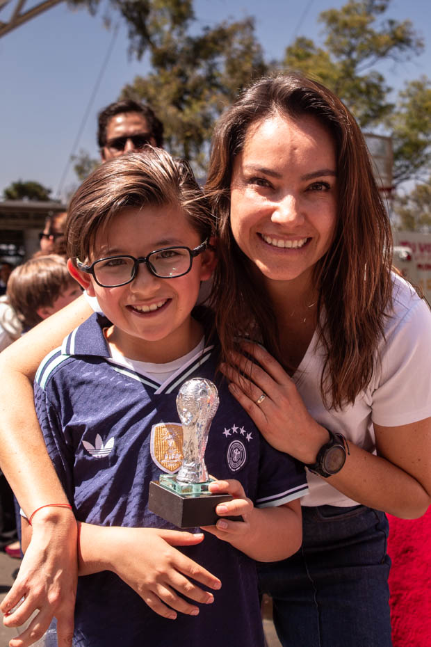 Ir a la Siguiente Foto