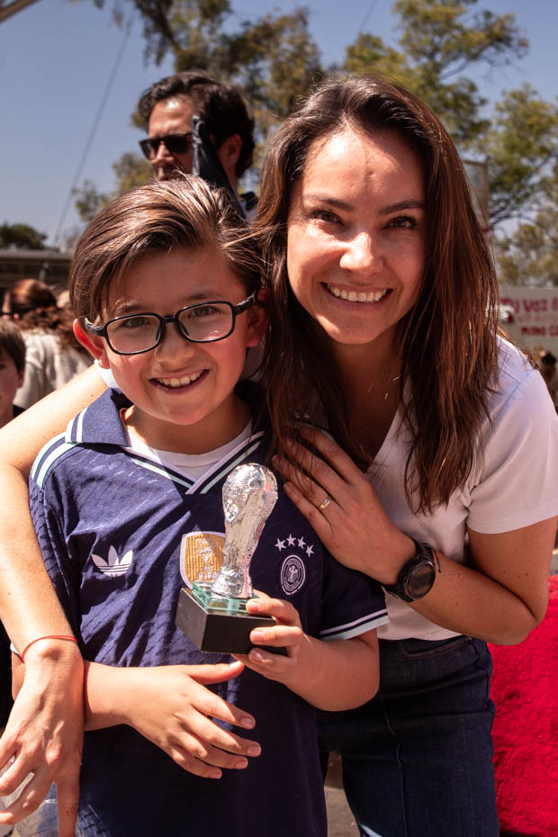 Ir a la Siguiente Foto