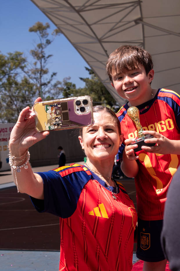 Ir a la Siguiente Foto