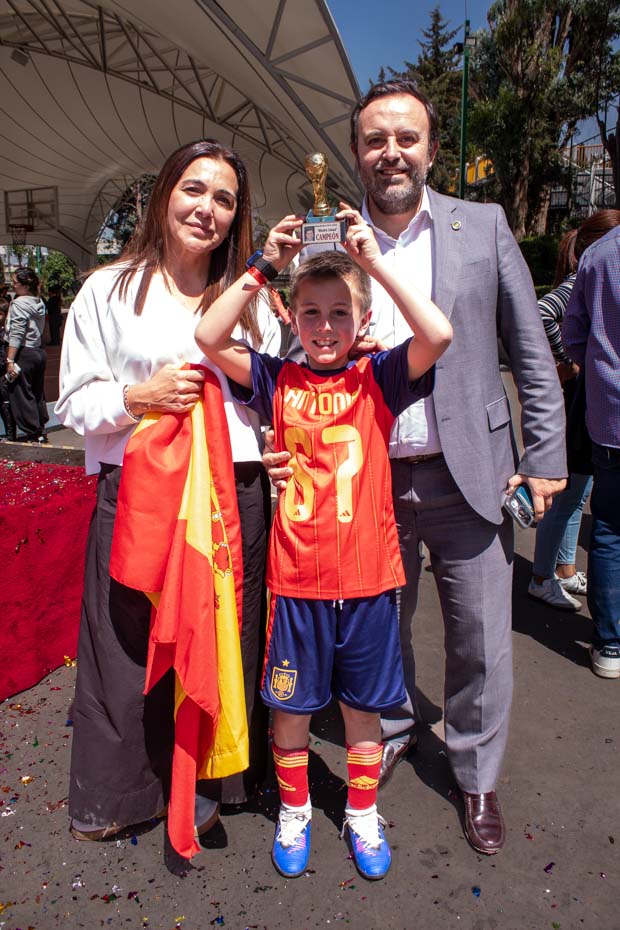 Ir a la Siguiente Foto