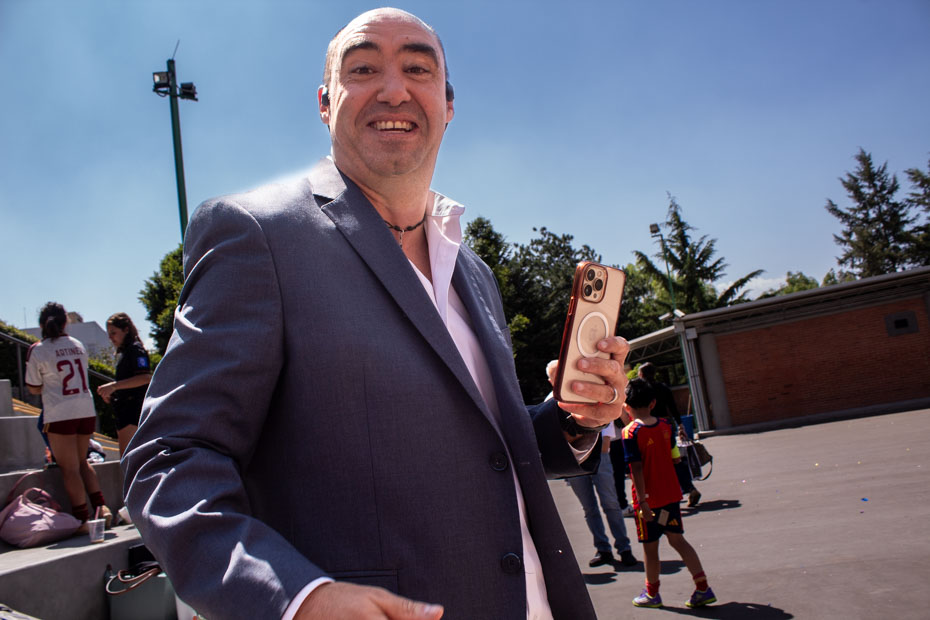 Ir a la Siguiente Foto