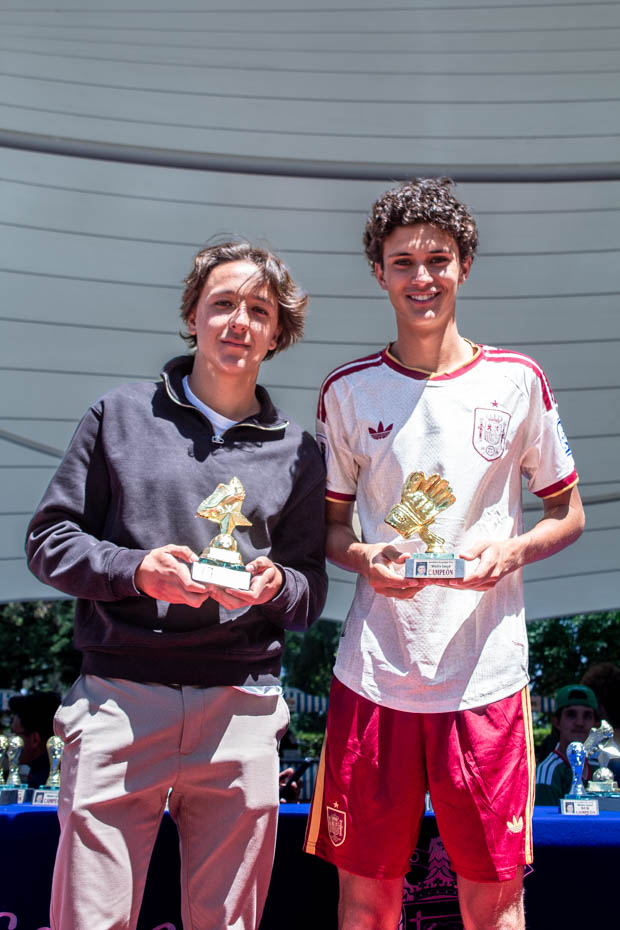 Ir a la Siguiente Foto