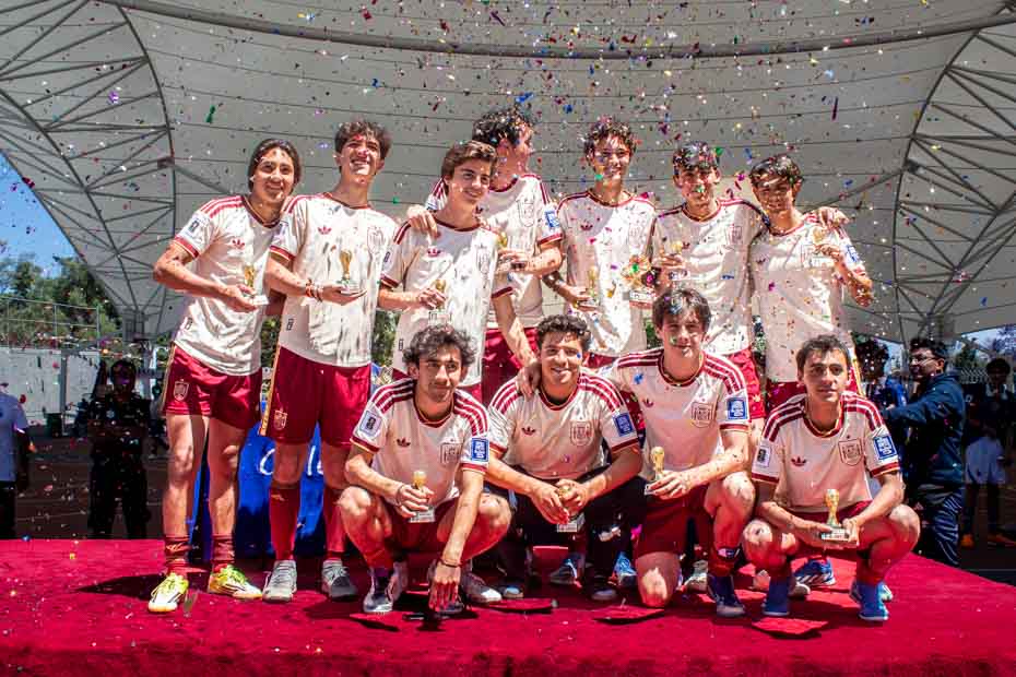 Ir a la Siguiente Foto