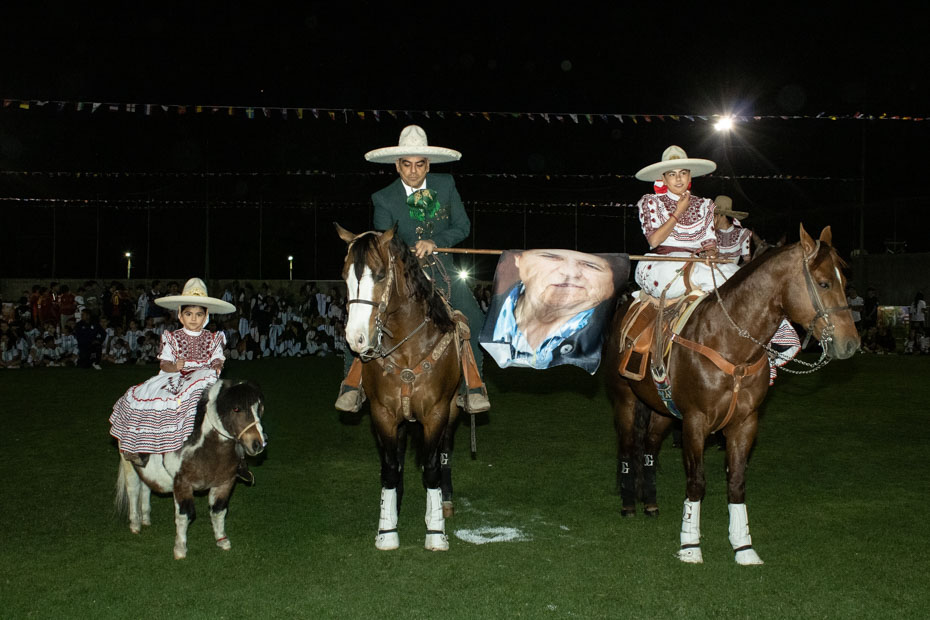 Ir a la Siguiente Foto