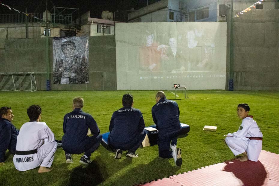 Ir a la Siguiente Foto