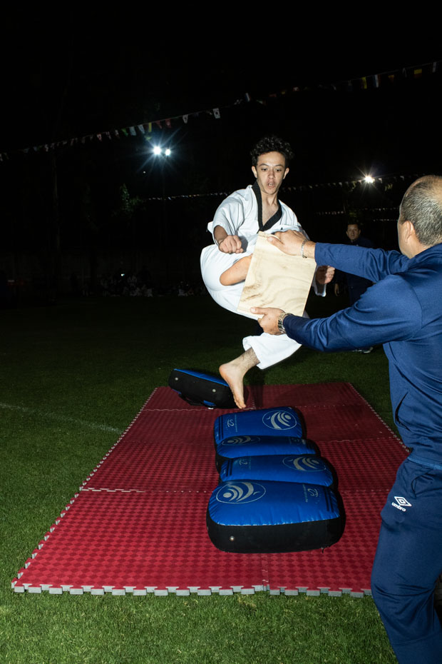 Ir a la Siguiente Foto