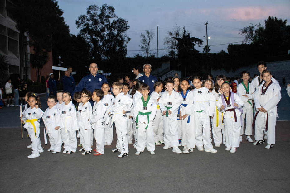 Ir a la Siguiente Foto