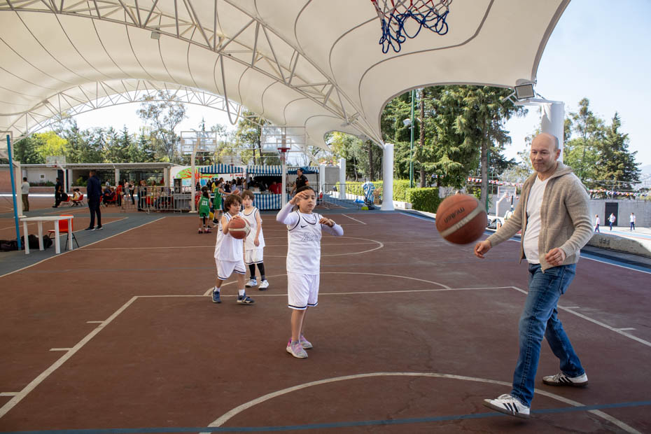 Ir a la Siguiente Foto