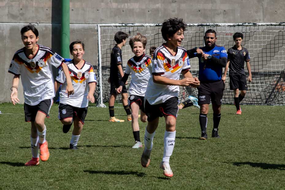 Ir a la Siguiente Foto