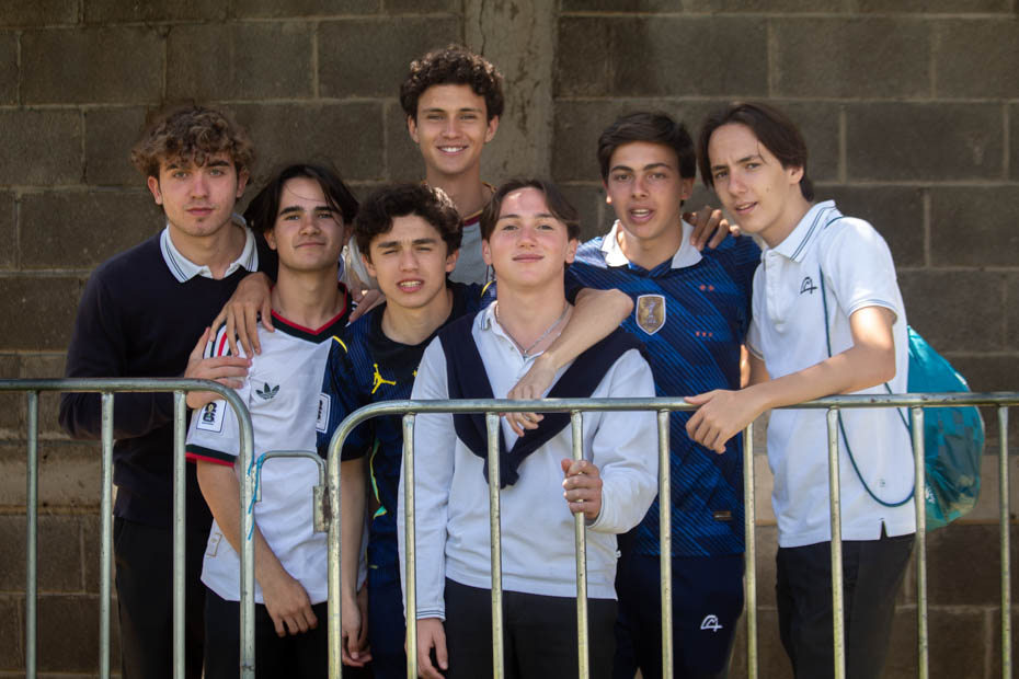 Ir a la Siguiente Foto