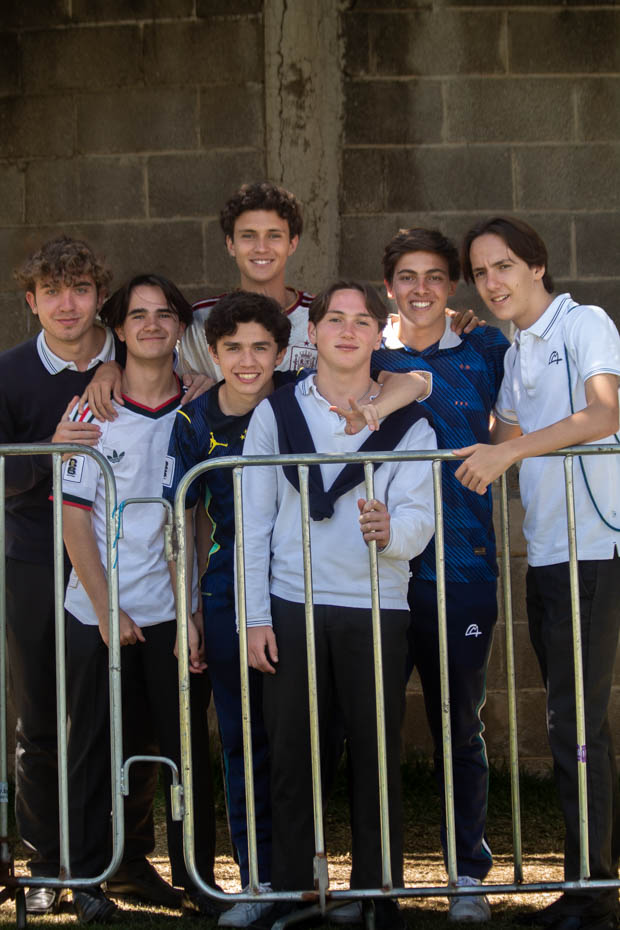 Ir a la Siguiente Foto