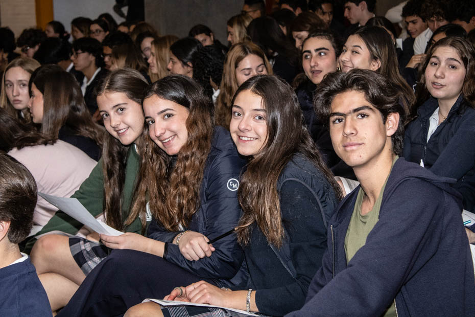 Ir a la Siguiente Foto