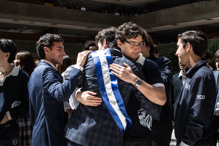 Ir a la Siguiente Foto