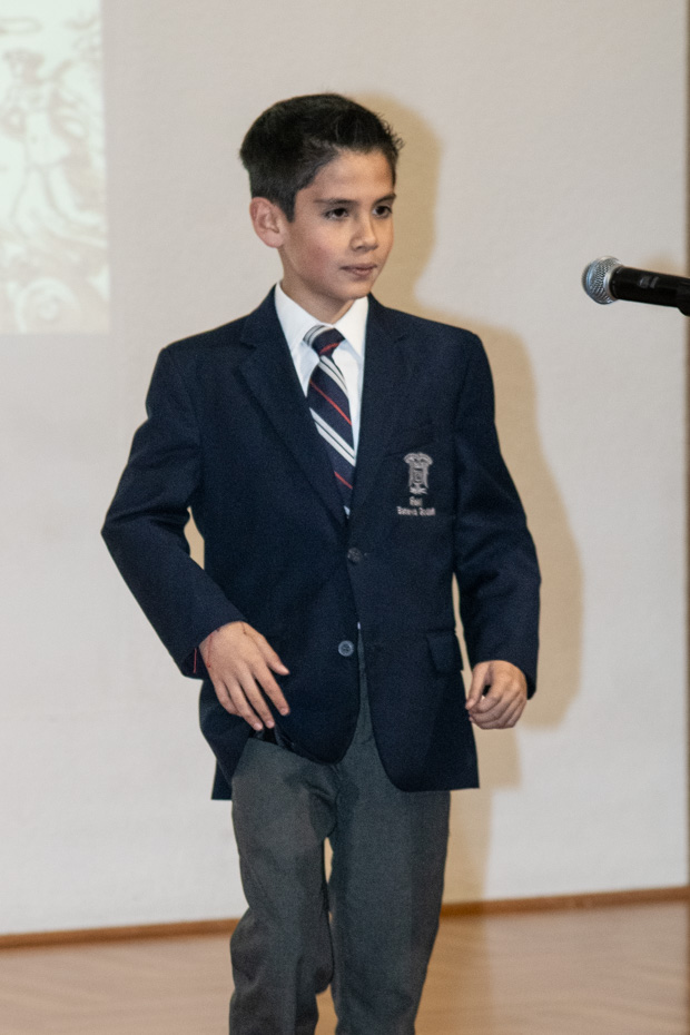 Ir a la Siguiente Foto