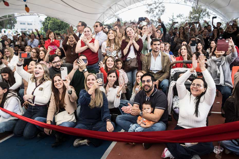 Ir a la Siguiente Foto