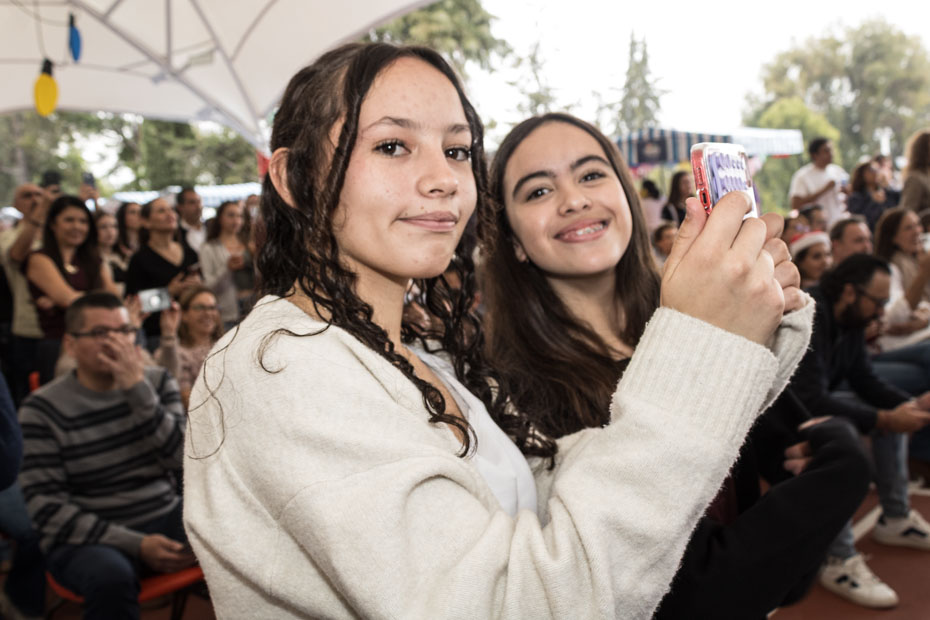 Ir a la Siguiente Foto