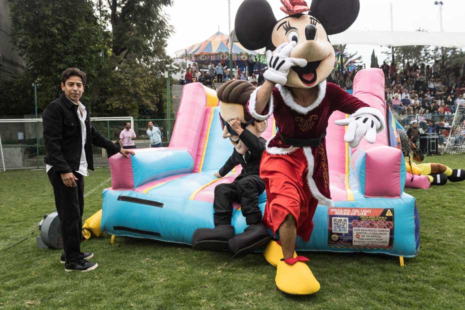 Ir a la Siguiente Foto