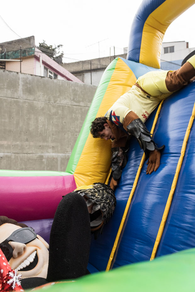 Ir a la Siguiente Foto